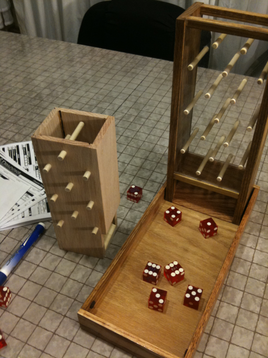 Caplink dice tower.png